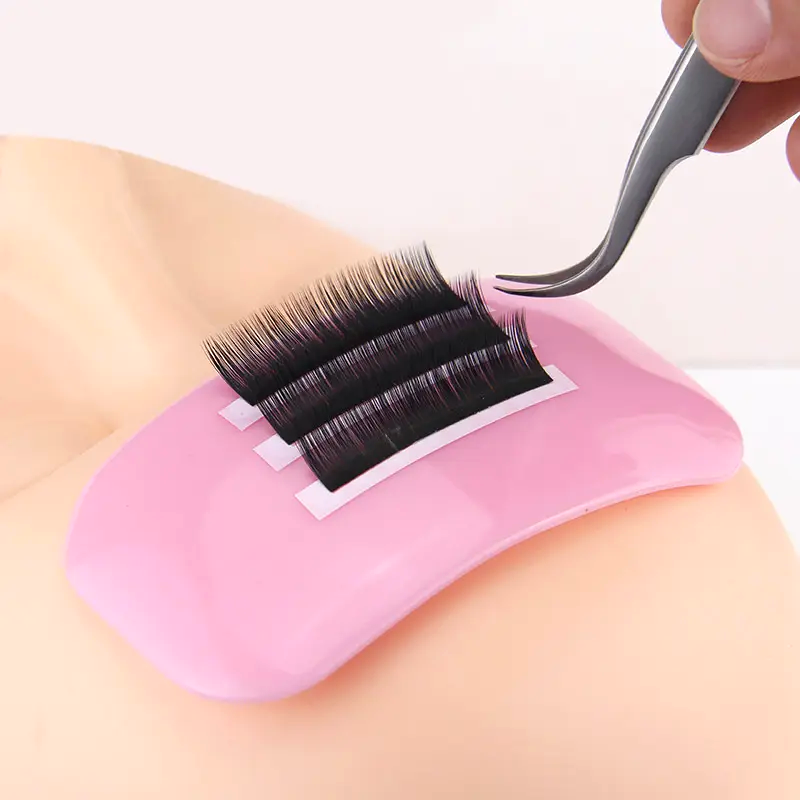 Silicon support pad for the head, silicone support for eyelash extensions