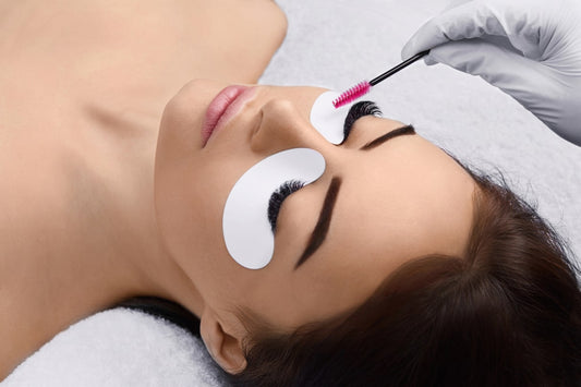 Mituri demontate: adevarul despre extensiile de gene